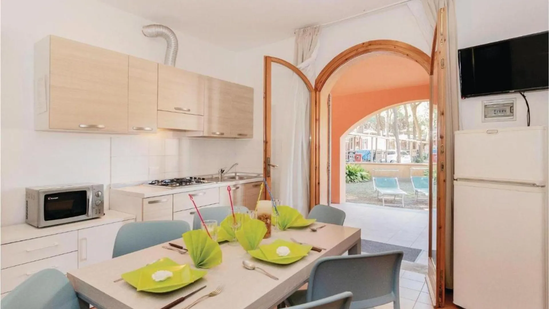 The Charming Marina-Village Tipo 3-3 Bedroom Villa 6 Persons Lido di Spina